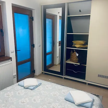 Holiday home Casa Cataleya Bucsoaia